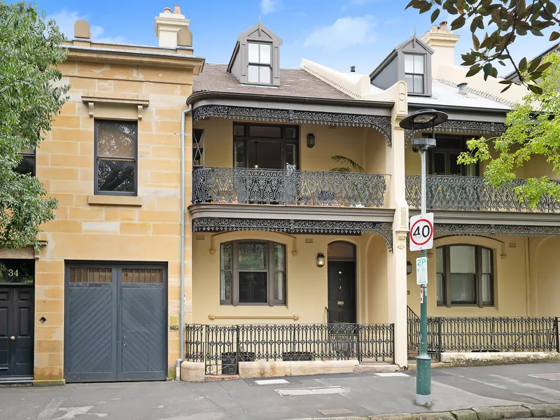 North Facing Victorian Terrace with Blue Ribbon Address