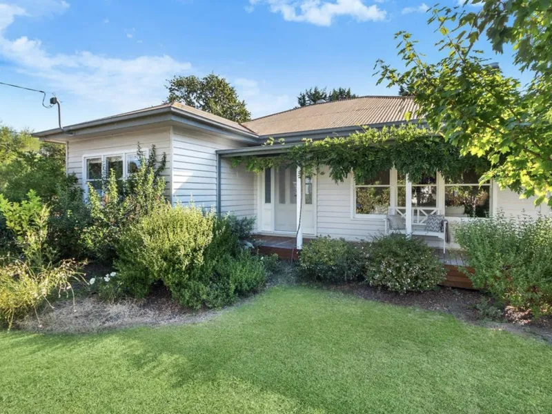 Beautiful family home – long term lease