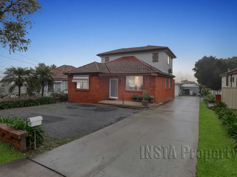 2 Storey House + Granny Flat + 15.24M Frontage