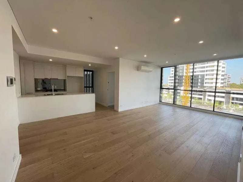 Brand New 2 Bedroom Apartments Next to Kogarah Station and shopping village!!