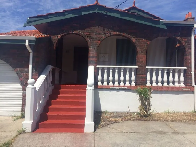 HOUSE FOR LEASE IN LEEDERVILLE