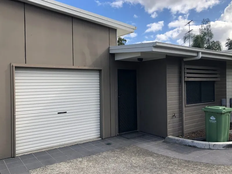 EAGLEBY GEM – AVAILABLE NOW!