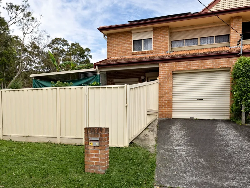 Enjoy a Lifestyle of Convenience – No Quarterly Strata Fees!!