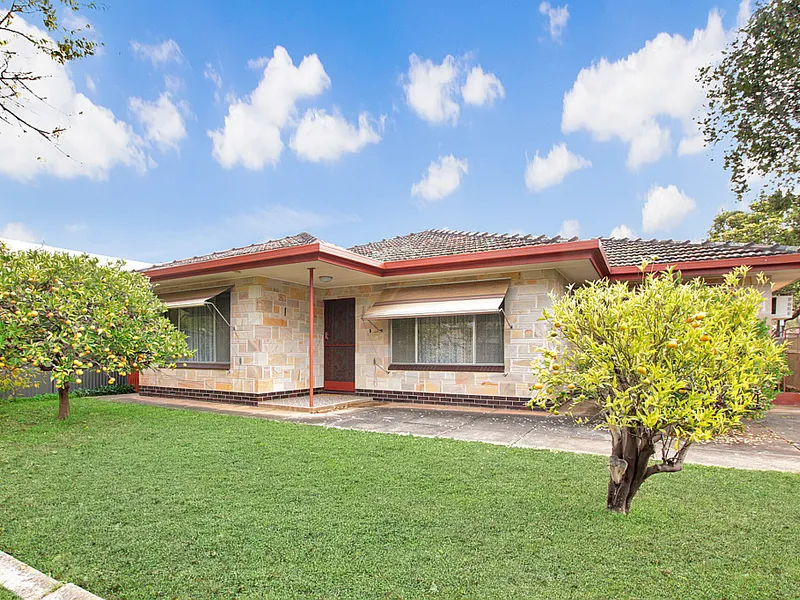 Three Bedroom Home in a Quiet Street (No Pets)