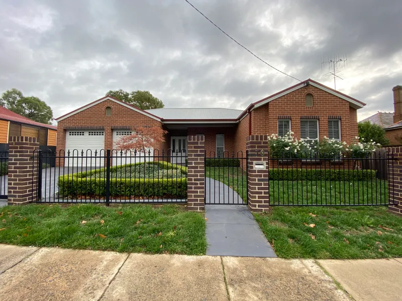 STYLISH 3 BEDROOM HOME