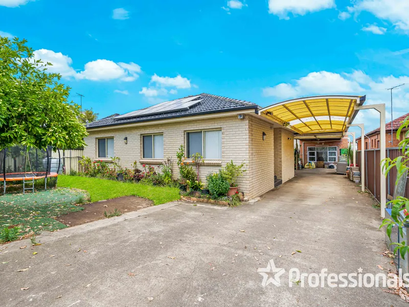 GREAT LOCATION|2 LOTS | WON'T LAST LONG