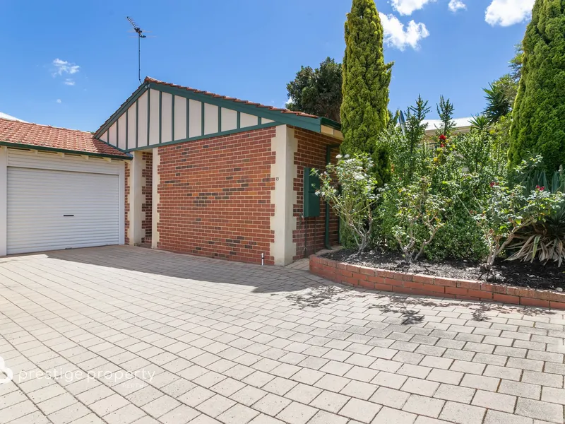 QUALITY LIFESTYLE IN BEAUTIFUL COMPLEX!