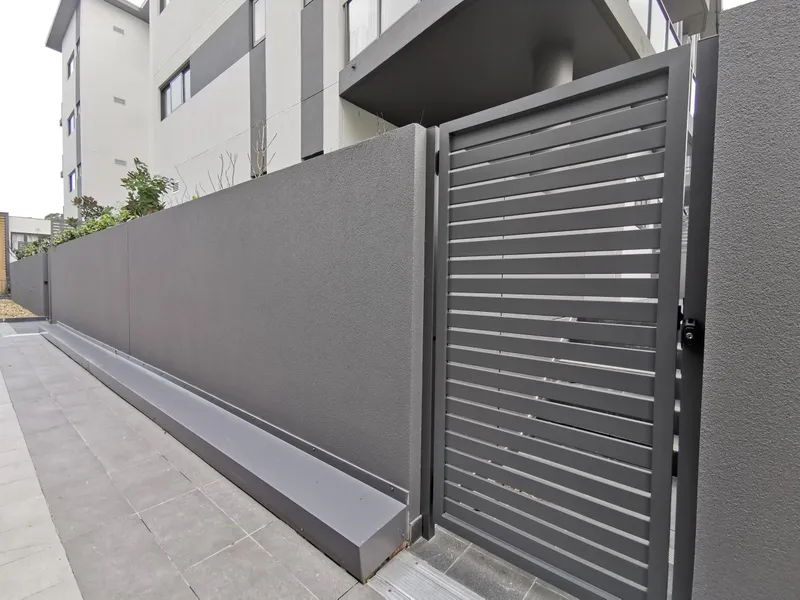 Brand new Ground floor apartment with Courtyard