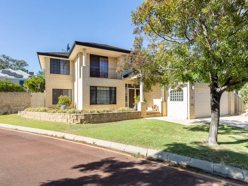 Modern 4-Bedroom Home with Luxurious Amenities in Serene Maylands