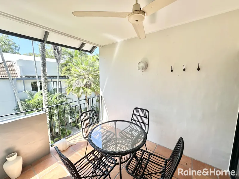 2 BEDROOM : 1 BATHROOM : FULLY FURNISHED : CLOSE TO TOWN & BEACH