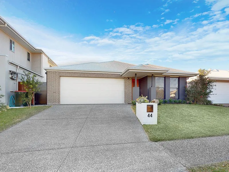 Family home in Baringa!