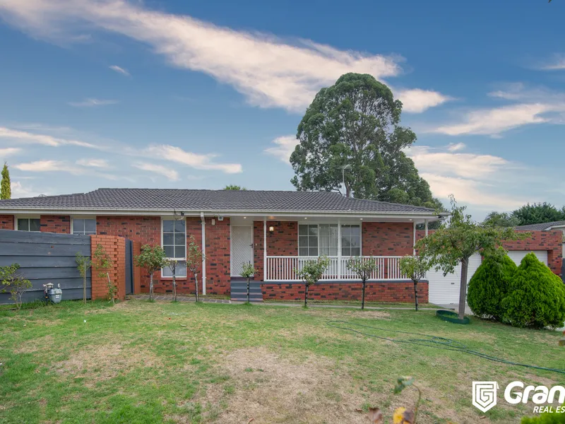WELL PRESENTED 3 BEDROOM HOME IN A COVETED SUBURB!