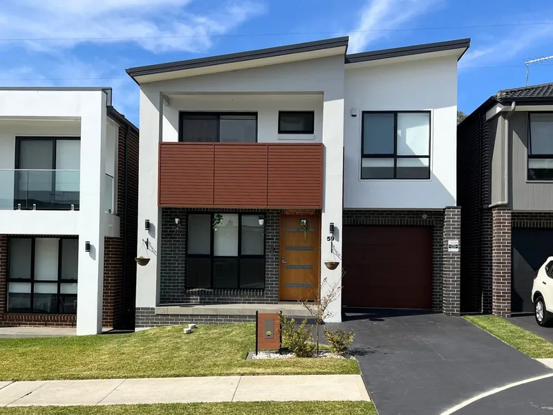 Townhouse located within the sought-after Schofields School Catchment area.