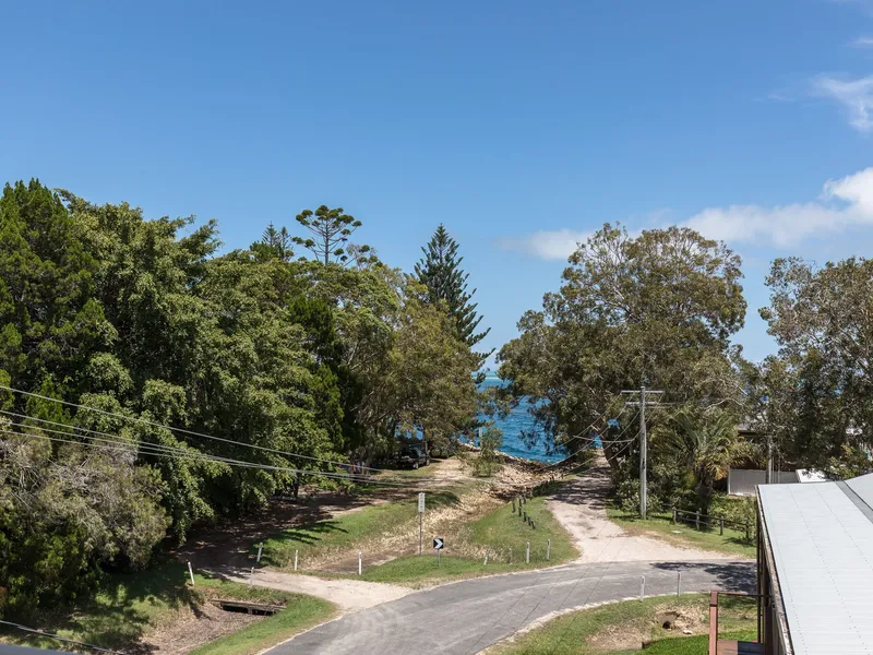 Large Family Home on Massive Block with Beautiful Ocean Views