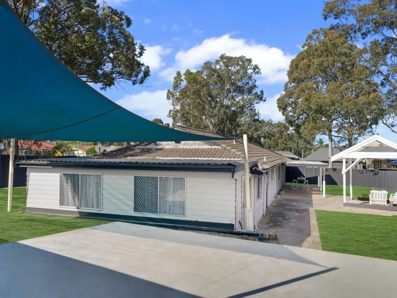 Newly Renovated- Move Straight in!