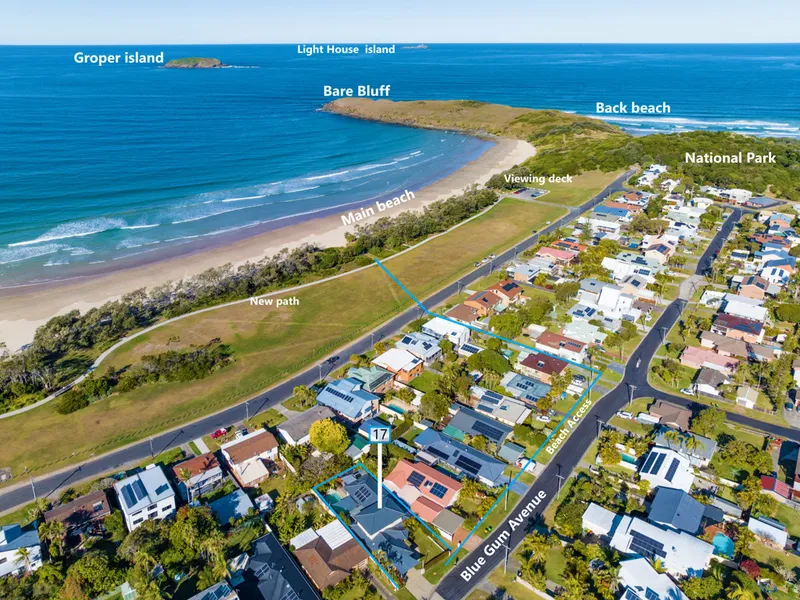 Luxurious Family Home, Walk to Beach & Café.
