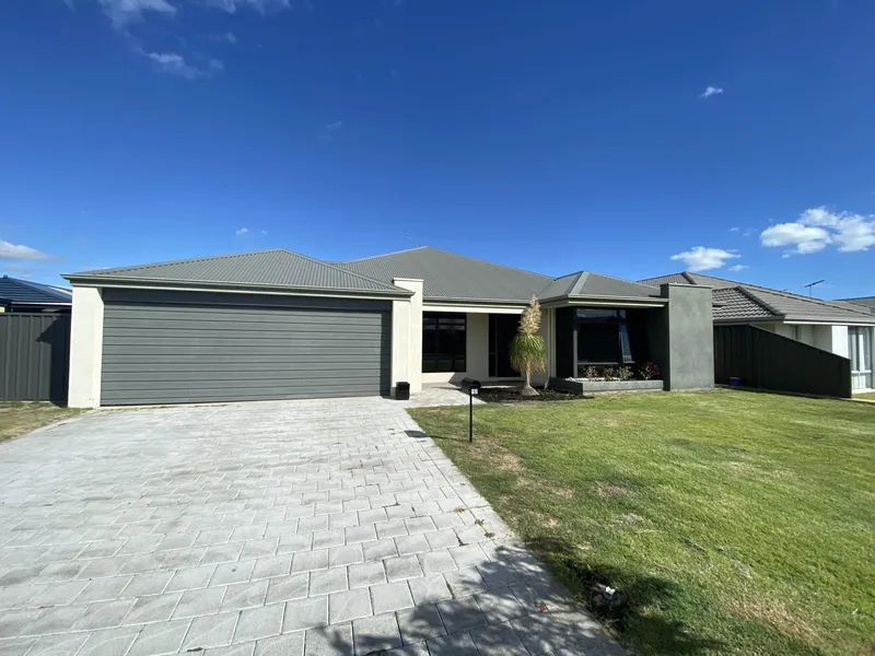 Neat and tidy home close to schools