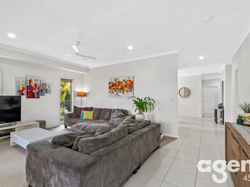 759m2 BLOCK & SOARING CEILINGS!!!
