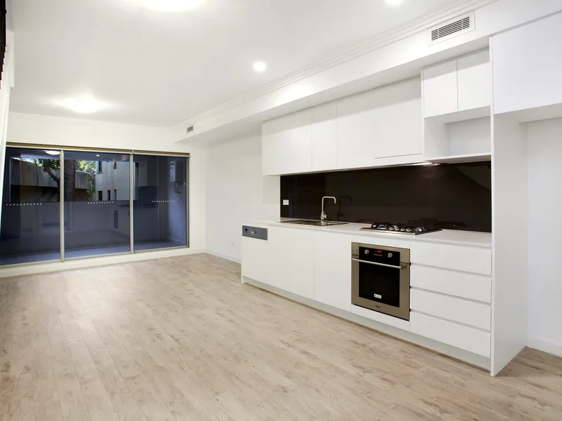 Split level Apartment In A Superb Location