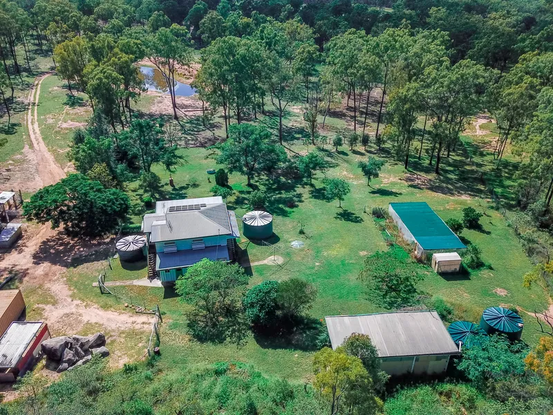Country Lifestyle on 40 acres