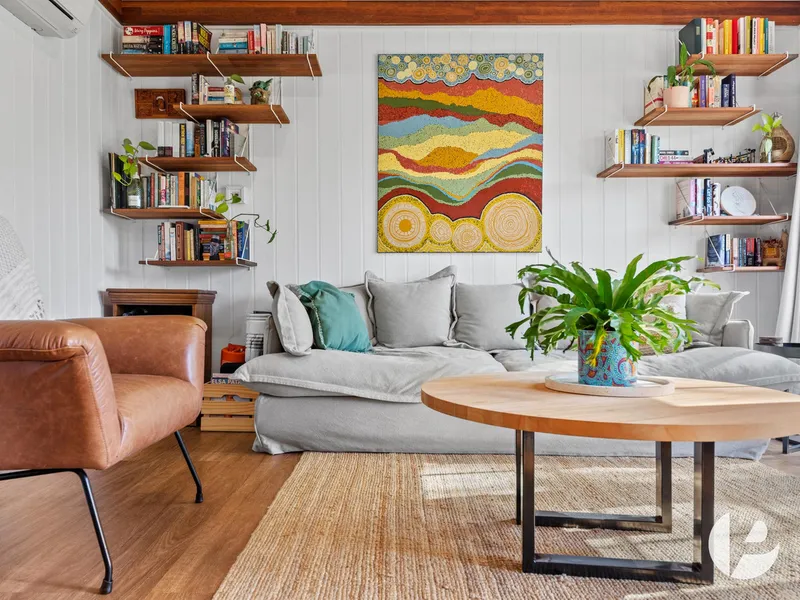 BEAUTIFUL CHARACTER HOME THAT IS SURE TO IMPRESS!