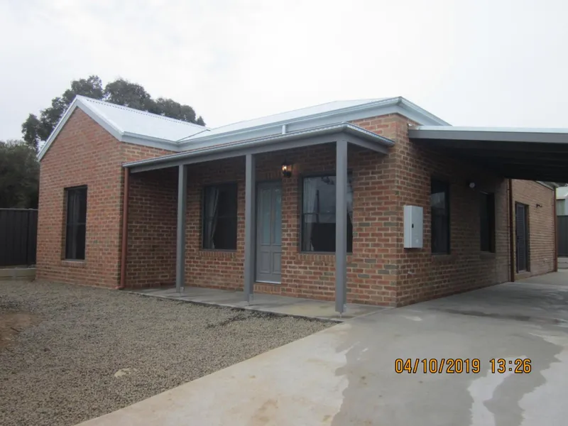 Modern Home in Quiet Area