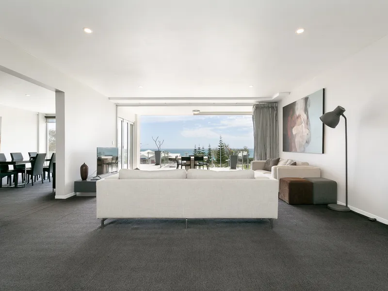 PENTHOUSE APPARTMENT