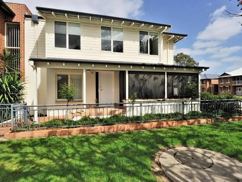 BE QUICK FOR THIS ONE !!