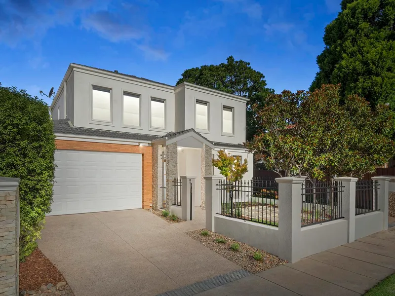 Big price reduction! Vendor wants this property SOLD. Don’t miss this best value Brighton property.