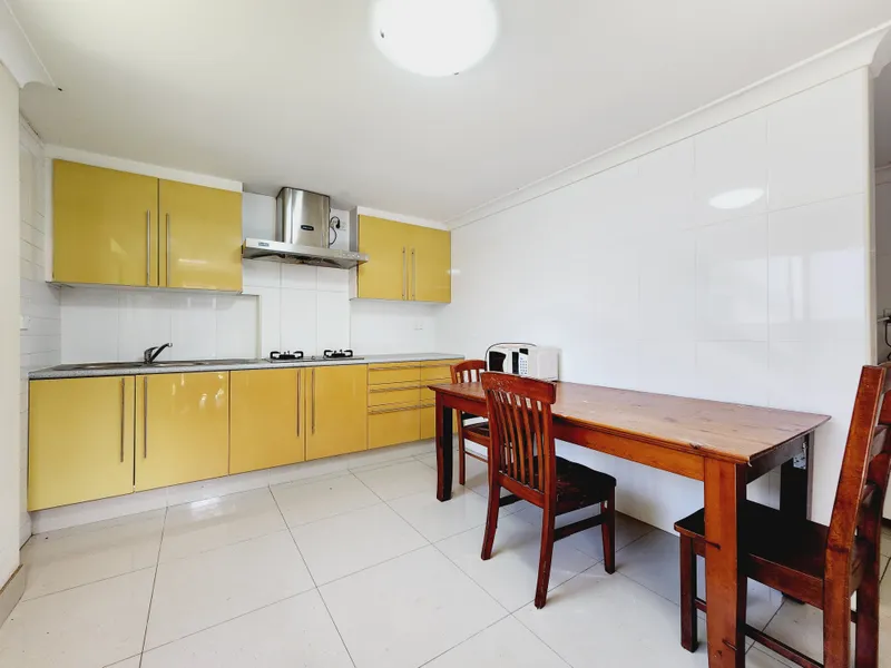 Convenient Located Granny Flat FOR RENT