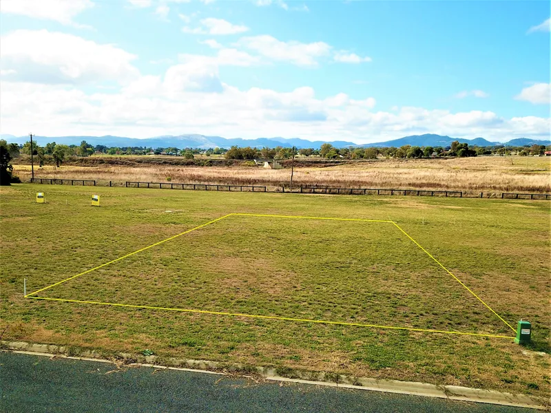 RESIDENIAL LAND WITH RURAL VIEWS
