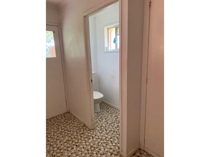 3 bedroom home in the beautiful glasshouse mountains