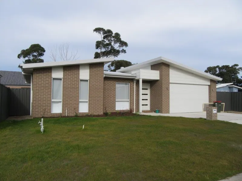 Great Location Near Shop & Beach