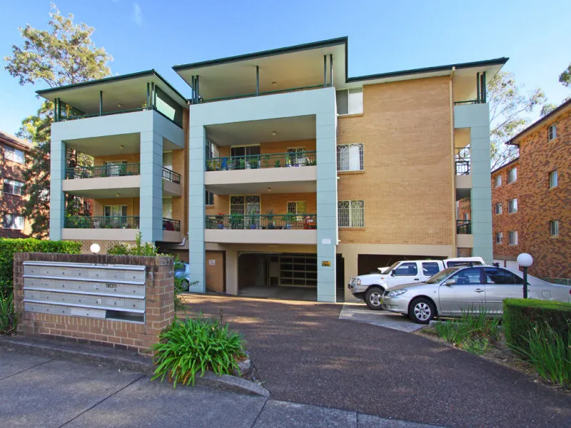 North Facing 2 Bedroom + Study Apartment in Parramatta River/ Eat St Precinct