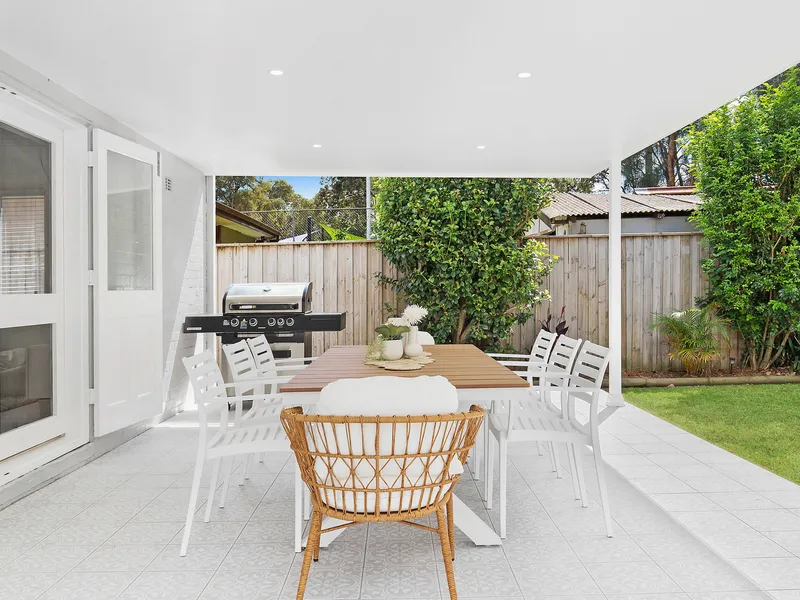 Hamptons Inspired & Beautifully Renovated Family Residence