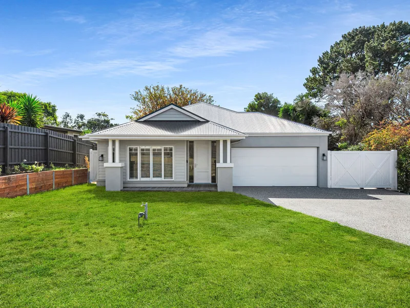 Hamptons Retreat (FULLY FURNISHED-6-9 MTH LEASE ONLY)