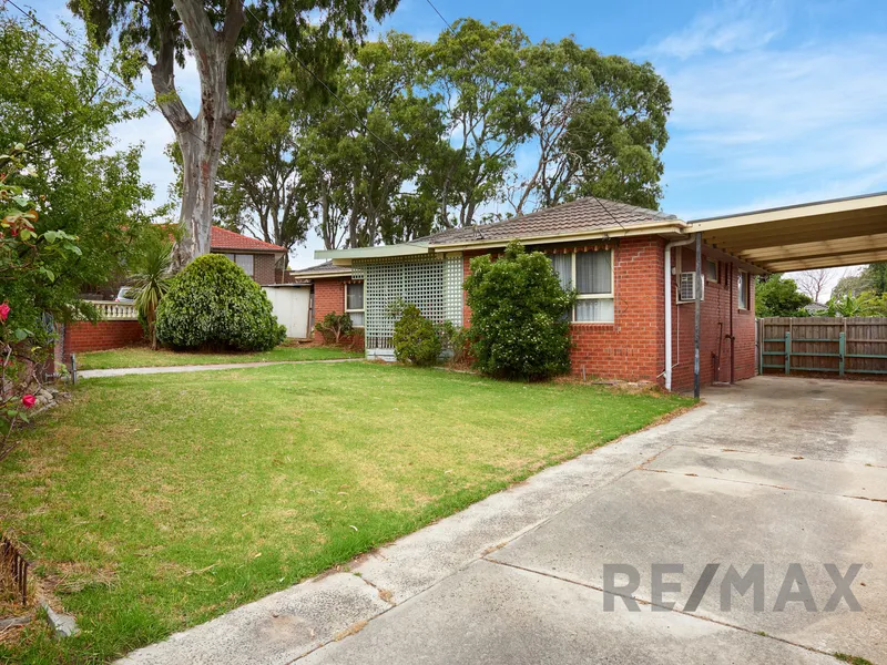 Renovator's Delight on a 680m2 Block with no Easements