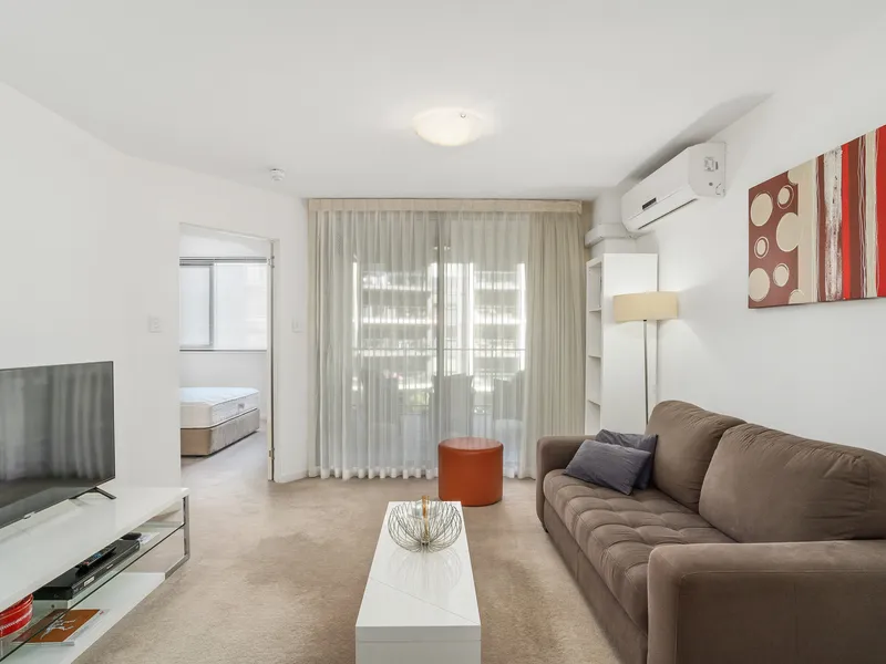 FULLY FURNISHED & EQUIPPED ON ADELAIDE TERRACE, EAST PERTH