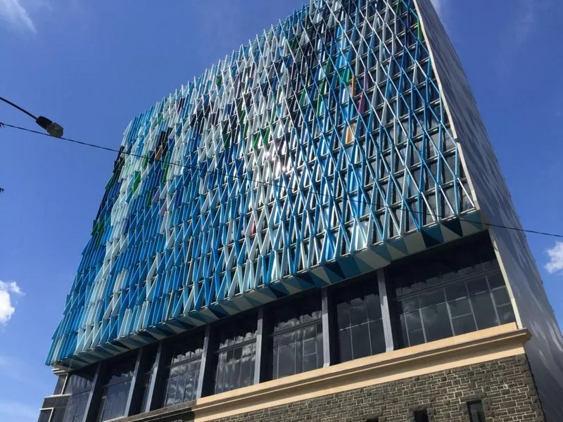 FULLY FURNISHED - Walking Distance to Universities and CBD