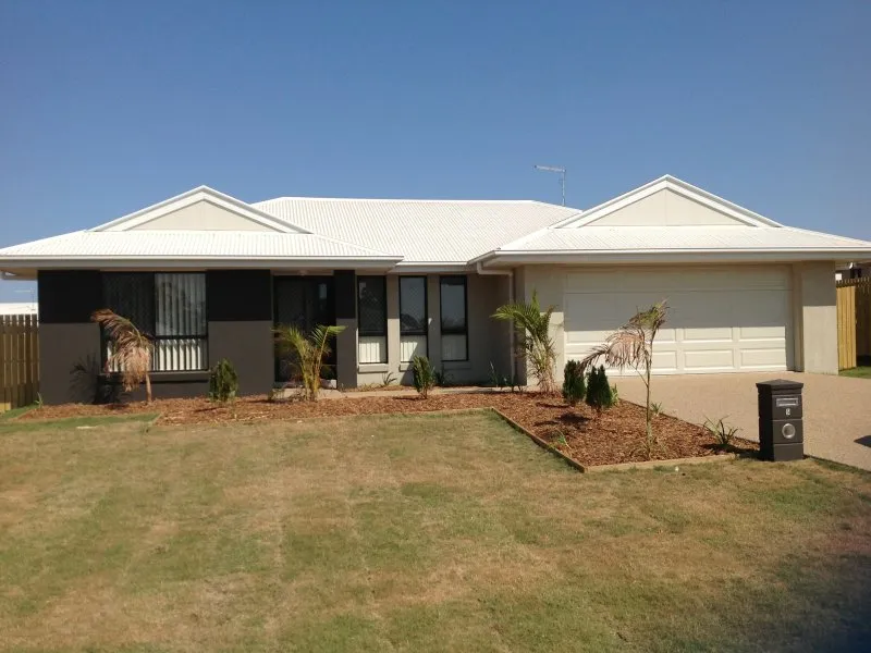4 BED 2 BATH - LARGE BACKYARD! FULLY FENCED!