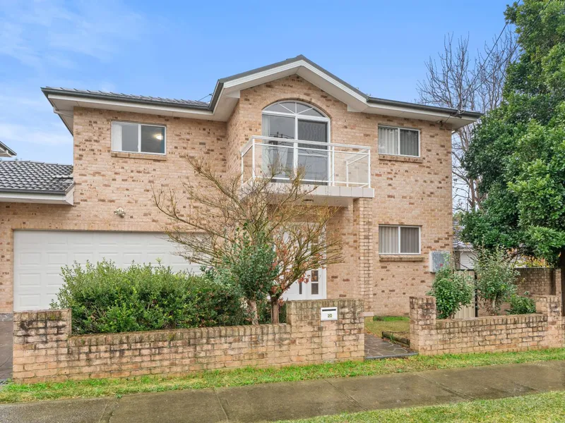 Beautiful 4 Bedroom Home 