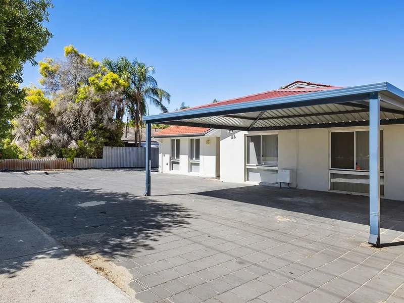 RENOVATED 3X1 HOME IN ULTRA-CONVENIENT LOCATION