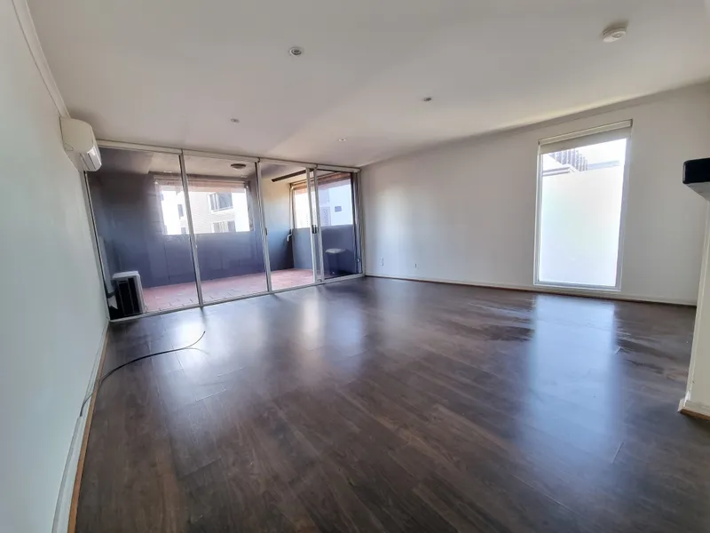 Contemporary living in a great location