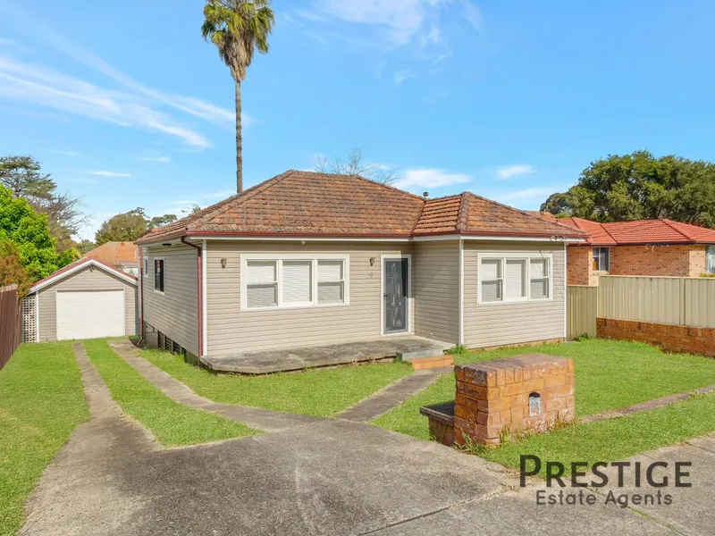 CLOSE TO ALL AMENITIES!