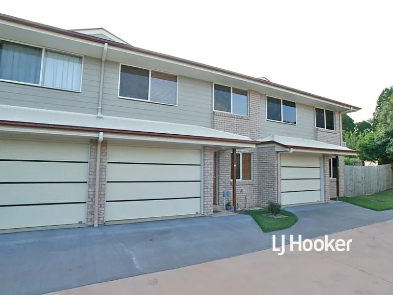 SMALL COMPLEX IN CONVENIENT LOCATION!
