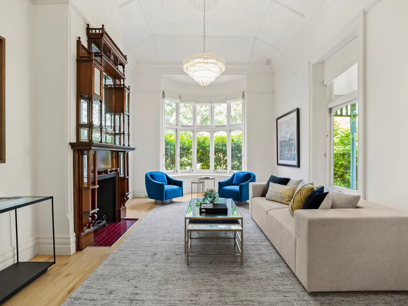Grand Family Living in Prestigious Locale