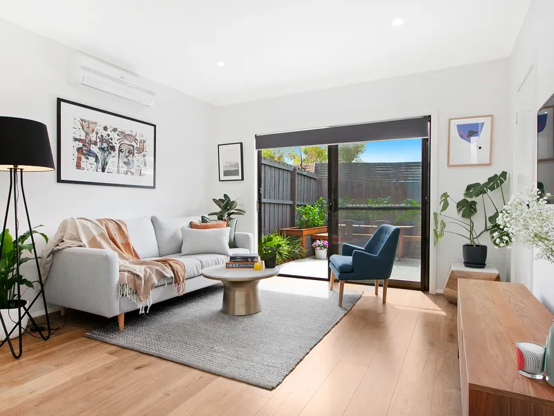 A Stylish Sanctuary In A Prized Lifestyle Position