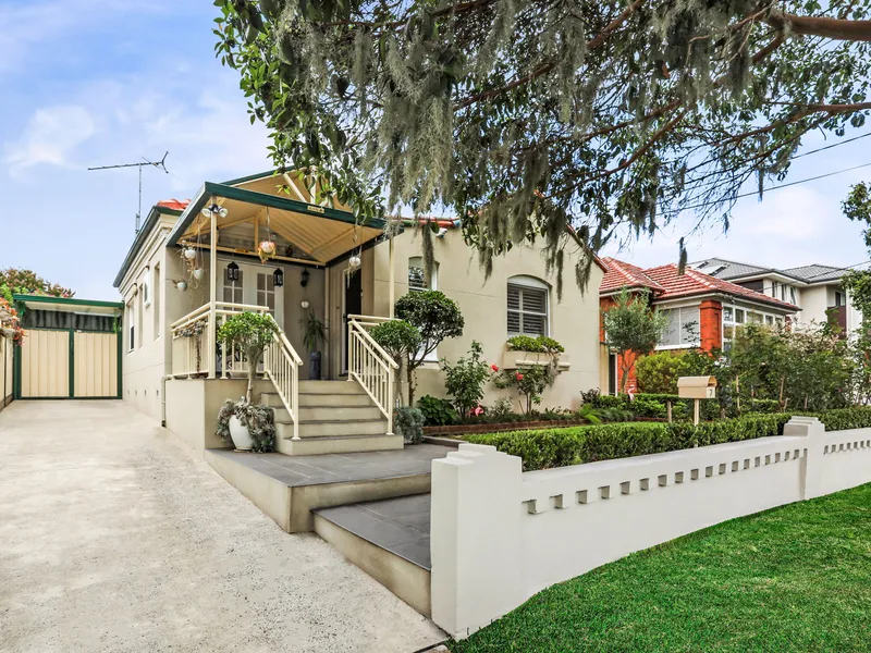 Exquisite Family Living in Bexley North: A Tastefully Renovated Gem