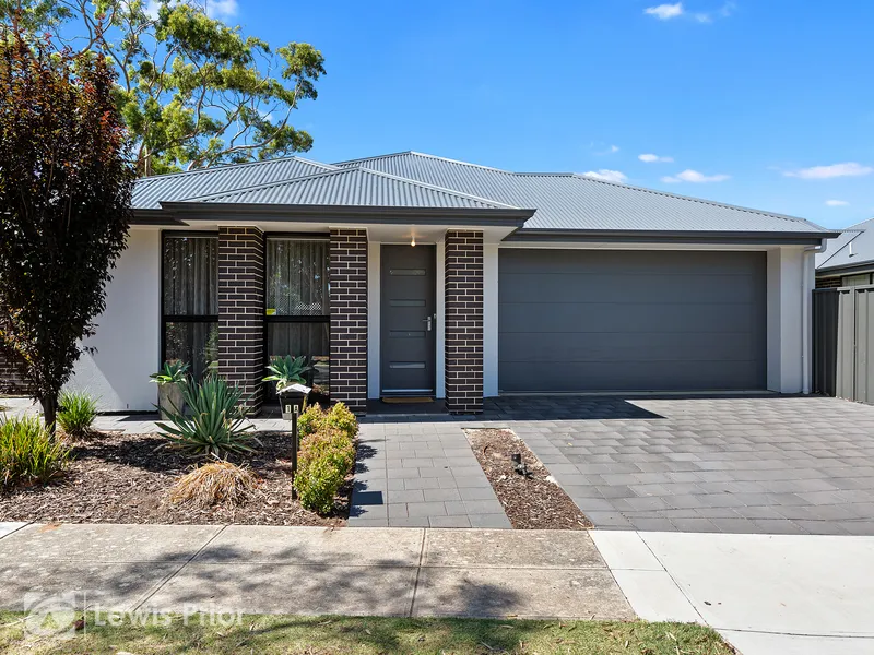 Executive Home - Well Sought After Suburb
