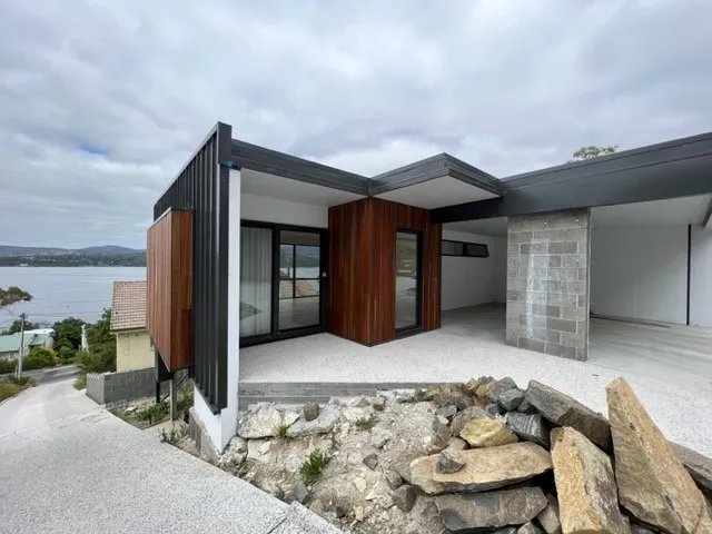 Spectacular Views - Brand New Family Home
